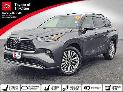 Used 2023 Toyota Highlander Platinum image 1