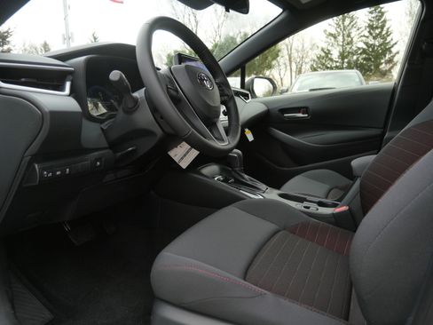 New 2026 Toyota Corolla SE FWD image 5