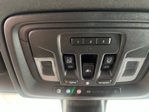 Used 2020 Chevrolet Silverado 2500 High Country AWD/4WD image 22