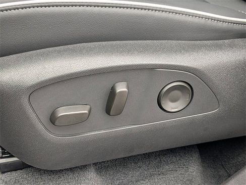 New 2026 Buick Enclave Preferred w/ Power Package image 24