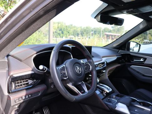 Used 2024 Acura MDX A-Spec AWD/4WD image 9
