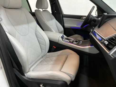 Used 2026 BMW X5 xDrive40i AWD/4WD image 84
