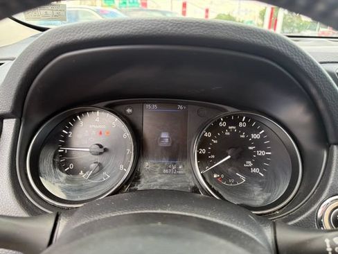 Certified 2019 Nissan Rogue SV AWD/4WD image 14