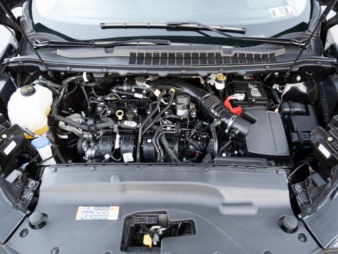 Used 2024 Ford Edge Titanium image 40