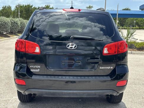 Used 2009 Hyundai Santa Fe GLS FWD image 7