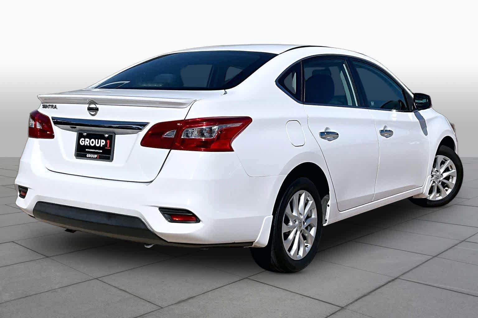 Used 2019 Nissan Sentra S w/ Appearance Package FWD image 12