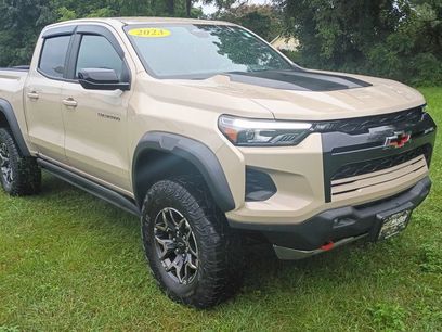 Used 2023 Chevrolet Colorado ZR2 w/ ZR2 Convenience Package III