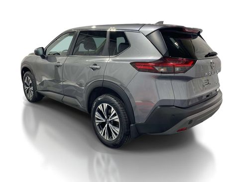 Used 2023 Nissan Rogue SV AWD/4WD image 2