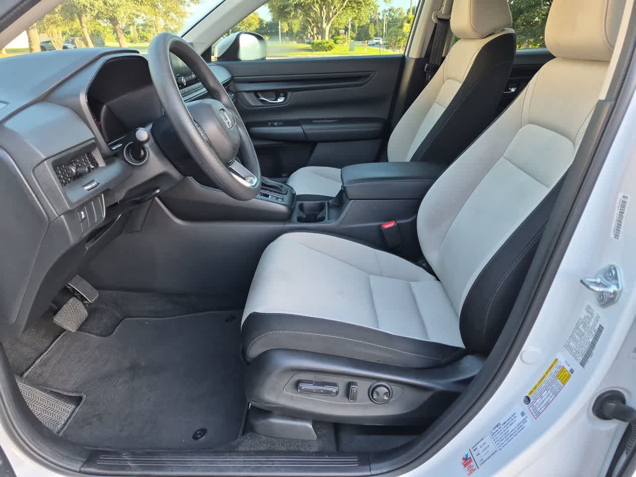Used 2025 Honda CR-V EX image 16