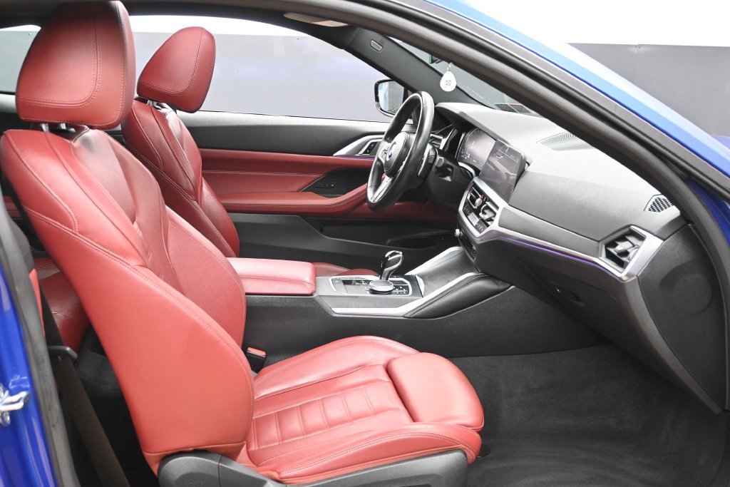 Used 2023 BMW 430i xDrive Coupe w/ M Sport Package AWD/4WD image 31