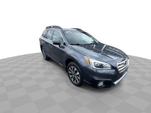 Used 2015 Subaru Outback 2.5i Limited AWD/4WD image 2
