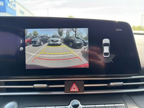 Certified 2023 Hyundai Elantra Limited FWD image 26