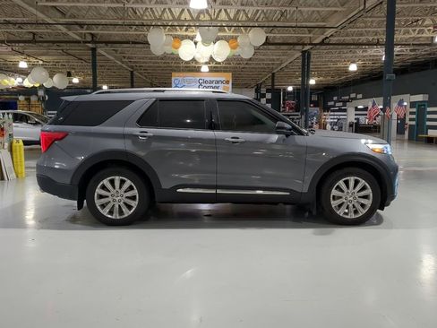 Used 2021 Ford Explorer Limited w/ Hybrid Equipment Group 310A AWD/4WD image 7