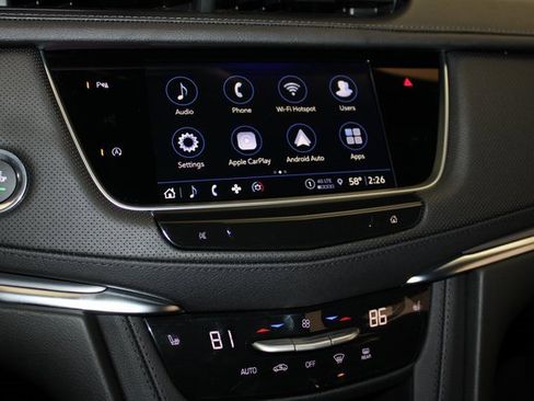 New 2026 Cadillac XT5 Luxury image 13