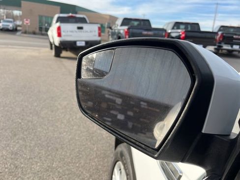 Used 2019 Ford Escape SE image 26