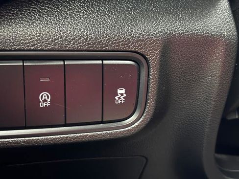 Certified 2022 Kia Soul LX image 25