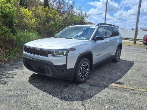 New 2026 Jeep Cherokee Laredo AWD/4WD image 3