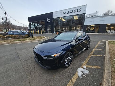 Used 2022 MAZDA MAZDA3 s image 4