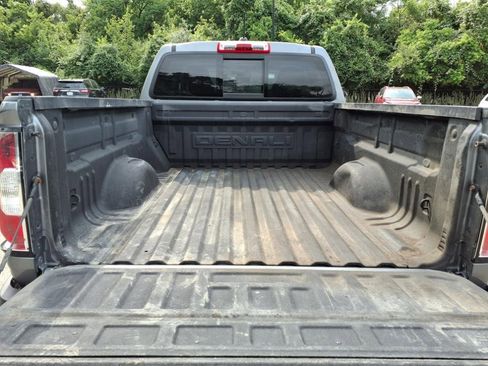 Used 2021 GMC Canyon Denali image 29