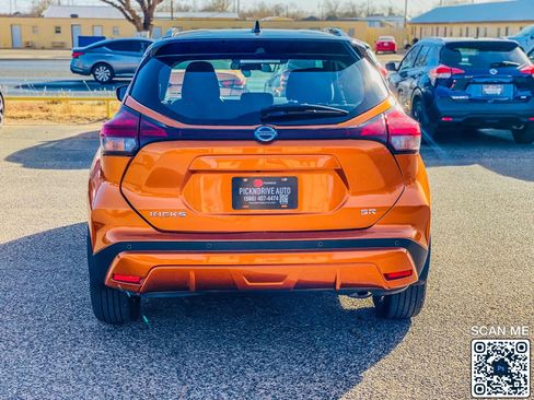 Used 2023 Nissan Kicks SR image 7