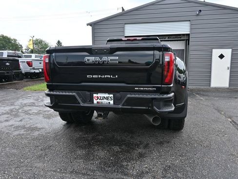 Used 2026 GMC Sierra 3500 Denali Ultimate AWD/4WD image 9