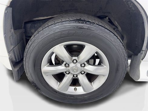 Used 2013 Lexus GX 460 Premium image 95