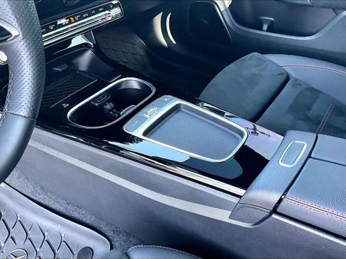 Used 2025 Mercedes-Benz CLA 35 AMG 4MATIC image 17