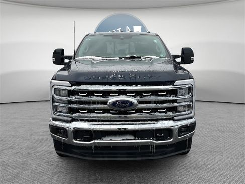 Used 2023 Ford F350 Lariat w/ Tow Technology Package image 9