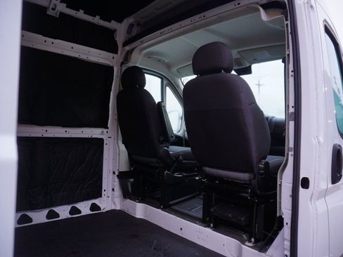 Used 2020 RAM ProMaster 2500 image 8