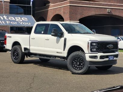 New 2026 Ford F250 Lariat w/ Black Appearance Package