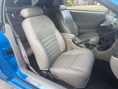 Used 2000 Ford Mustang GT RWD image 14
