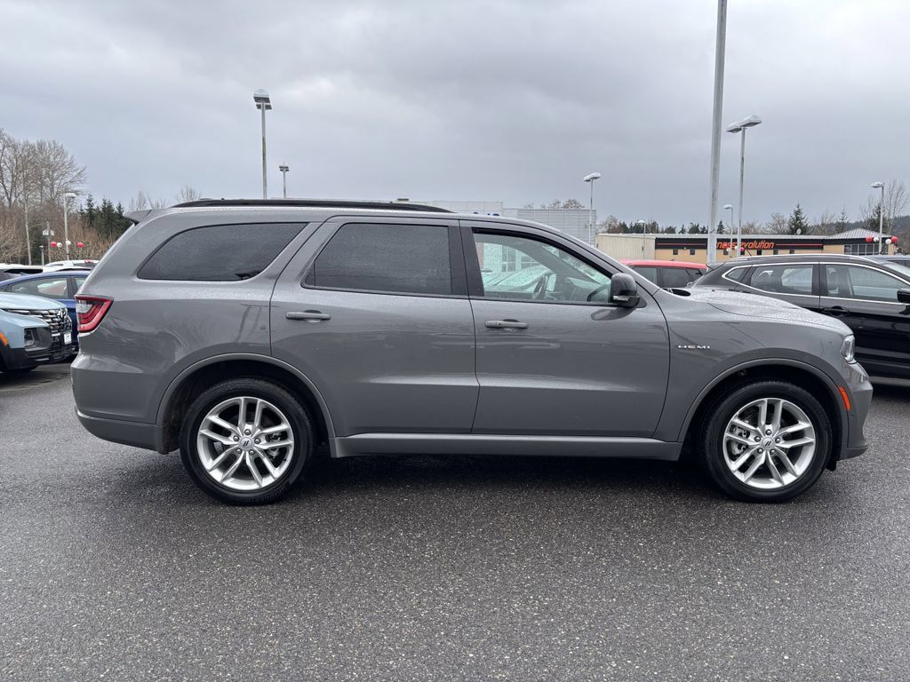 Used 2025 Dodge Durango R/T AWD/4WD image 8