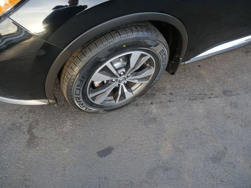 Used 2020 Nissan Murano SV image 36