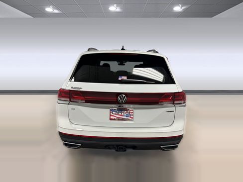 Used 2025 Volkswagen Atlas SE AWD/4WD image 8