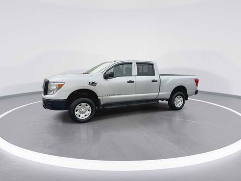 Used 2019 Nissan Titan S w/ S Utility Package image 4