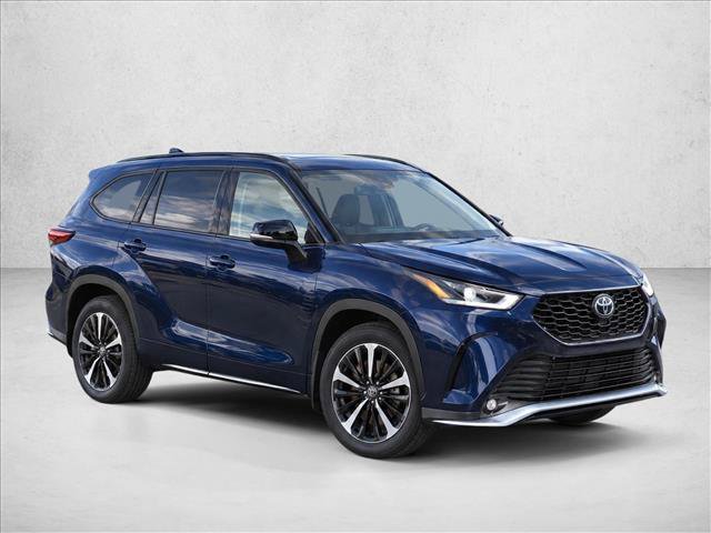 Certified 2021 Toyota Highlander XSE AWD/4WD image 11