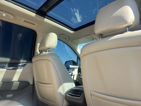 Used 2020 Cadillac XT6 Premium Luxury FWD image 28
