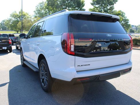 New 2026 Ford Expedition Max Platinum w/ Stealth Performance Package AWD/4WD image 22