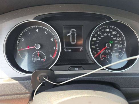 Used 2017 Volkswagen Golf S AWD/4WD image 8