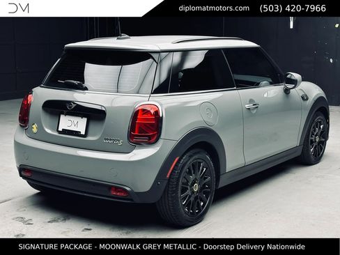 Used 2023 MINI Cooper SE FWD image 7