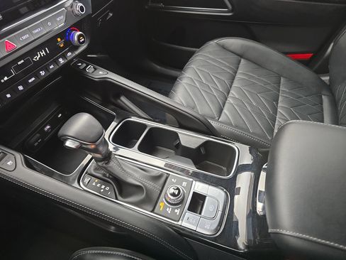 Used 2025 Kia Telluride SX Prestige X-Line image 26