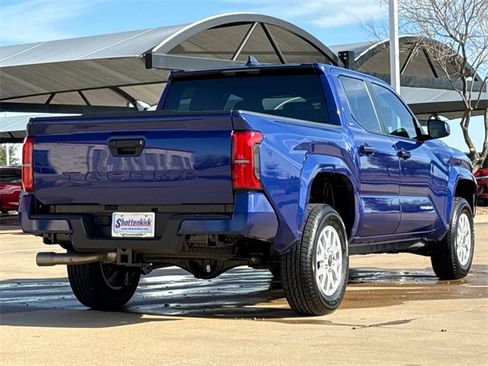 Used 2025 Toyota Tacoma SR5 image 8