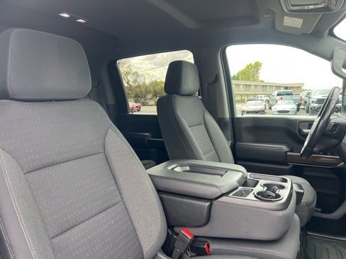 Used 2022 Chevrolet Silverado 2500 LT w/ Convenience Package image 24