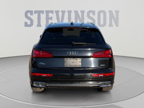 Used 2020 Audi Q5 e Premium Plus w/ Premium Plus Package AWD/4WD image 4