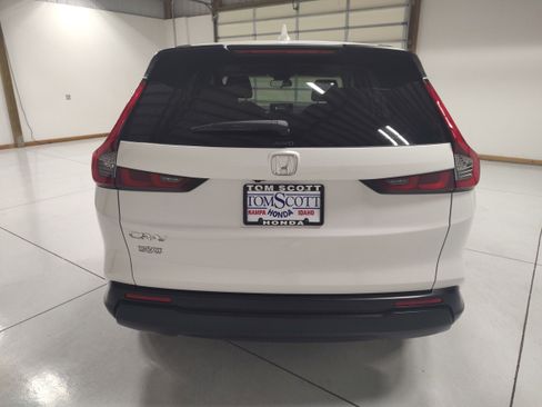 Used 2024 Honda CR-V EX image 12