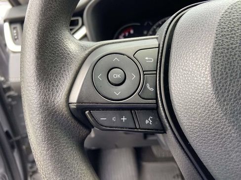 Used 2024 Toyota RAV4 LE FWD image 32