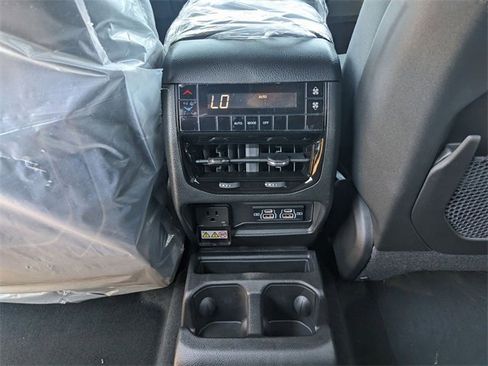 New 2025 Jeep Grand Cherokee L Laredo w/ Luxury Tech Group I image 12