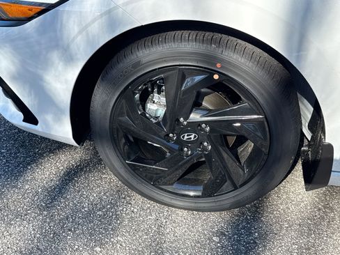 New 2026 Hyundai Elantra SEL Sport Premium FWD image 12