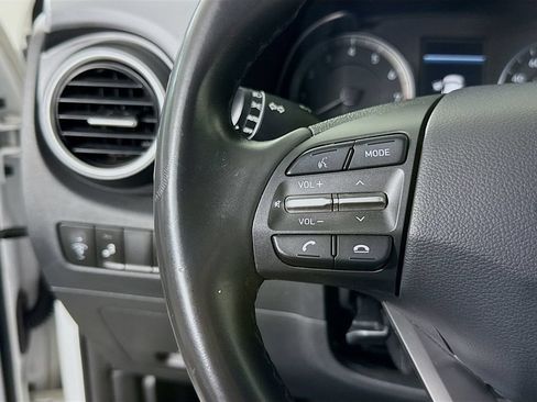 Used 2021 Hyundai Kona SEL AWD/4WD image 19