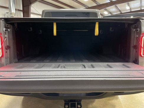 Used 2021 Jeep Gladiator Rubicon image 24